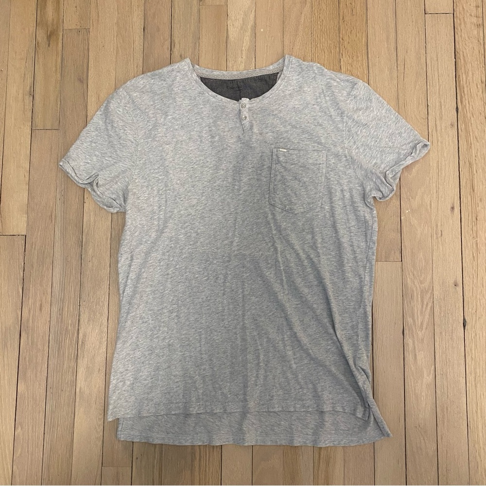 Calvin Klein Men’s Tee Henley
